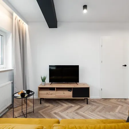 Loft Style Opienskiego With Parking By Renters